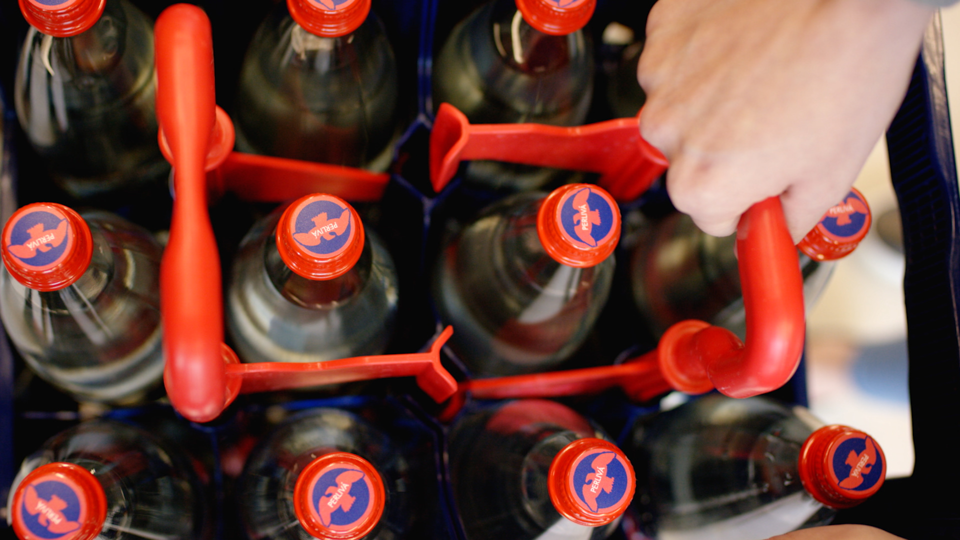 Mattoni introduces returnable glass oneliter bottle in new design